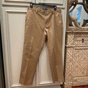 Men’s Izod khaki pants